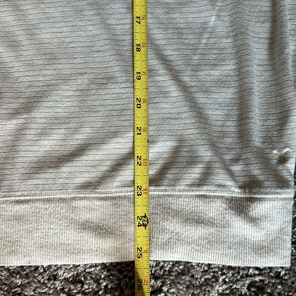 3/$15 AMERICAN EAGLE LONG SLEEVE FRONT/BACK V-SHIRT TOP RIB CUFFS/WAIST CREAM - Picture 7 of 8